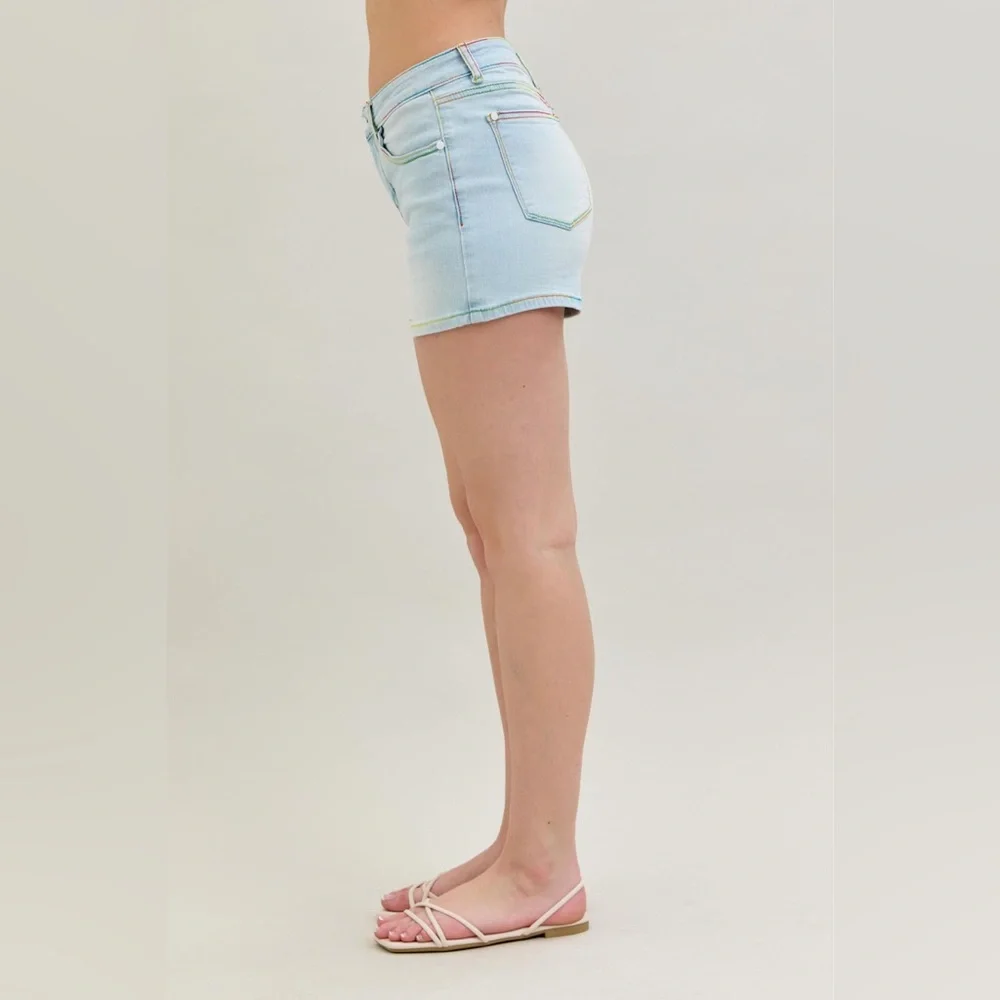🆕 Judy Blue Mid Rise Rainbow 🌈 Thread Shorts - Picture 6 of 9